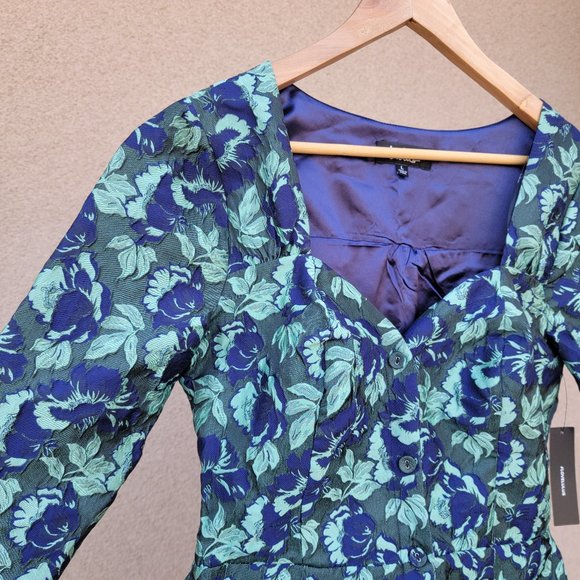 NWT Lulus Better Off Green Multi Floral Print Jacquard Button-Up Romper SZ. L - Picture 6 of 7